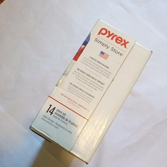 Pyrex 14 piece tempered glass storage containers new in box - Picture 7 of 7